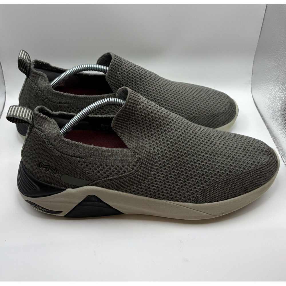Mark Nason Los Angeles Arch Fit Ascend Olive Green Slip On Men 11 Skrechers